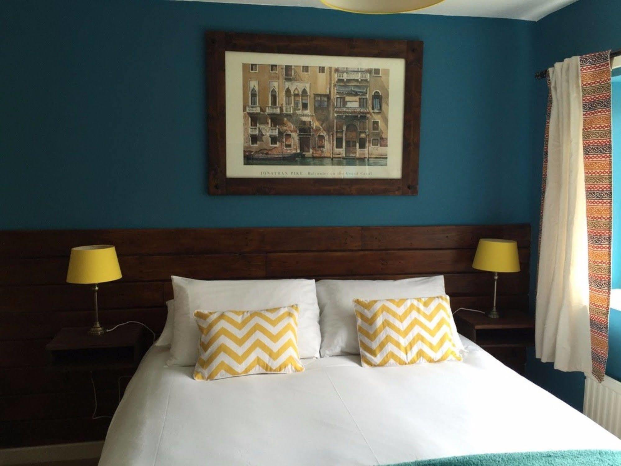 Hotel The Wheatsheaf Mundesley Exterior foto
